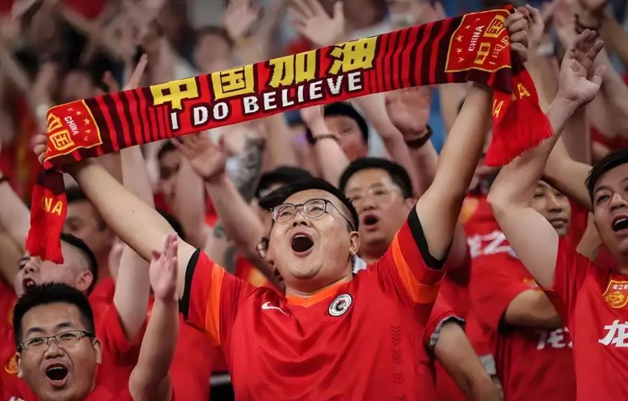 极速电竞 转会窗观察：为什么强队更愿意签「成长曲线陡」的选手